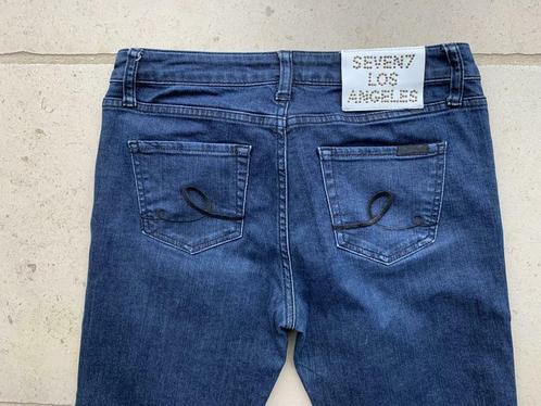 Donkerblauwe effen jeans 'SEVEN' met wit embleem, 28, Kleding | Dames, Spijkerbroeken en Jeans, Zo goed als nieuw, W28 - W29 (confectie 36)