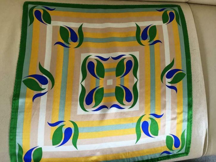 Sjaaltje, volledig nieuw, abstract tulpmotief, Kleding | Dames, Mutsen, Sjaals en Handschoenen, Nieuw, Sjaal, Ophalen of Verzenden