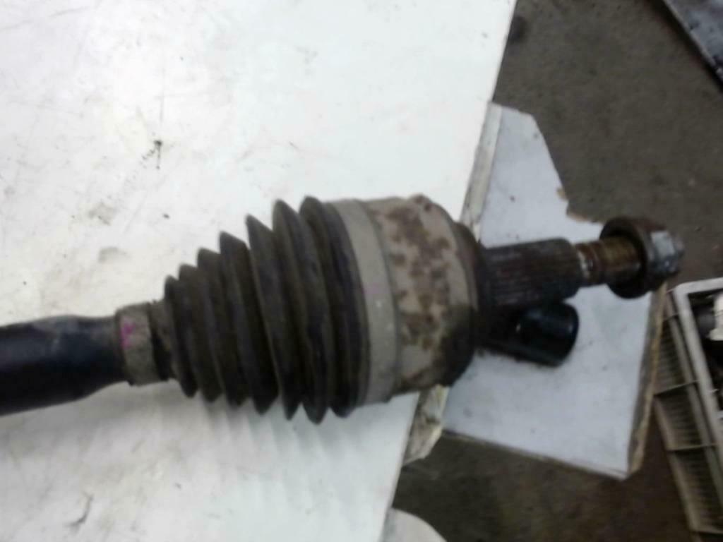 cardan avant droit  renault  laguna  3 1.5dci, Autos : Pièces & Accessoires, Transmission & Accessoires, Renault, Utilisé, Enlèvement ou Envoi