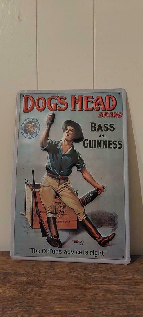 GUINNESS: Metalen plaat in reliëf, Verzamelen, Biermerken, Nieuw, Reclamebord, Plaat of Schild, Overige merken, Verzenden