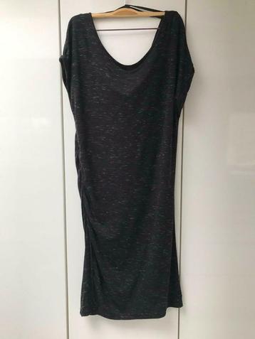 Robe noire Bench. - Taille M ---, Bench., Taille 38/40 (M), Enlèvement ou Envoi, Comme neuf