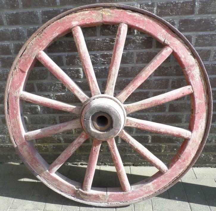 Roue de char ancienne, Antiquités & Art, Curiosités & Brocante, Enlèvement