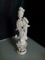 Figure chinoise Guanyin    porcelaine    Chine 1970  (27cm), Enlèvement ou Envoi
