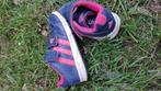 Eerste adidas sneakers blauw roos - maat 22, Enlèvement ou Envoi, Utilisé, Chaussures, Fille
