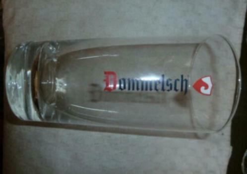 #H Bier glas DOMMELSCH 0,45L ' vorm groot boerke ', Verzamelen, Glas en Drinkglazen, Nieuw, Bierglas, Ophalen of Verzenden