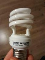 Ampoule EnergySaver lumière blanc 13W /100W/, Maison & Meubles, Lampes | Lampes en vrac, Comme neuf, Soft ou Flame, E27 (grand)