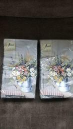 Lot de 2 paquets de 15 serviettes en papier 33x40 cm, Maison & Meubles, Comme neuf