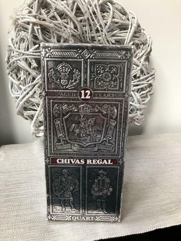 Chivas regal whisky 12 Y quart, Verzamelen, Wijnen, Nieuw, Overige typen, Ophalen of Verzenden