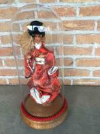 Chinese geisha onder glazen stolp, Antiek en Kunst, Curiosa en Brocante, Ophalen