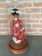 Chinese geisha onder glazen stolp, Antiek en Kunst, Curiosa en Brocante, Ophalen