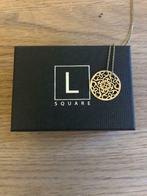 Collier L Square vermeil 40 cm neuf, Bijoux, Sacs & Beauté, Argent, Avec pendentif, Neuf, Or