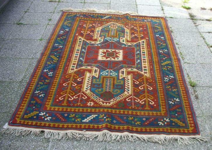 Nieuw tapijten handgeknoopt + trap / ganglopers, Huis en Inrichting, Stoffering | Tapijten en Vloerkleden, Nieuw, Beige, Groen