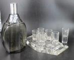 Karaf met 4 art deco kristallen glazen en schaal (égrenures)