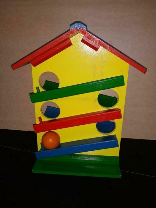 Jouet en bois – TOBOGGAN A BOULE, Kinderen en Baby's, Speelgoed | Houten speelgoed, Ophalen