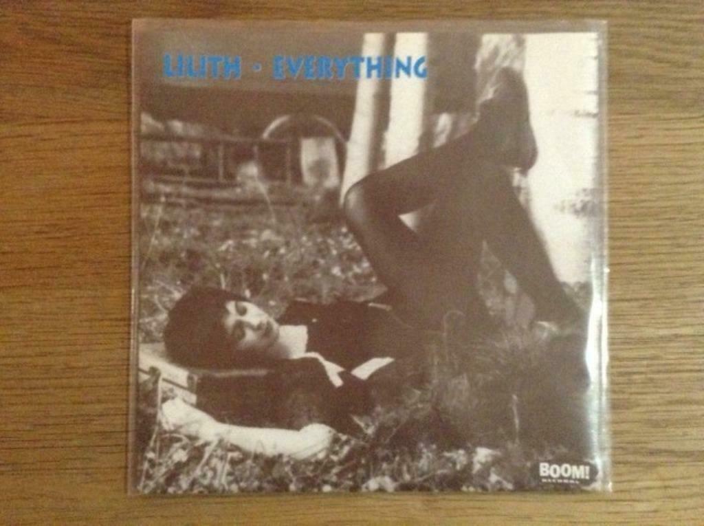 single lilith, Enlèvement ou Envoi, 7 pouces, Rock et Metal, Single