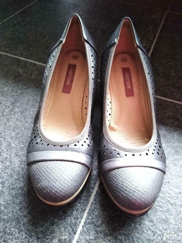 Semelle de la marque, pointure 38, gris anthracite/noir avec, Vêtements | Femmes, Chaussures, Comme neuf, Sabots, Noir, Enlèvement ou Envoi