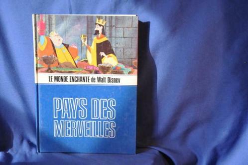 §livre  monde enchanté de walt disney pays des merveilles(22, Boeken, Kinderboeken | Kleuters, Gelezen, Sprookjes, 5 of 6 jaar