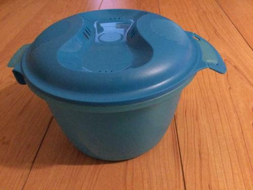 Tupperware pastakoker 2,2 L, Huis en Inrichting, Keuken | Tupperware, Zo goed als nieuw, Blauw, Ophalen of Verzenden