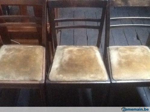 4 chaises en bois foncé, Divers, Divers Autre, Utilisé, Enlèvement