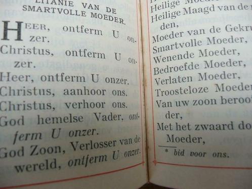 3 oude kerkboeken/psalmboek (catechismus), Antiek en Kunst, Antiek | Religieuze voorwerpen, Ophalen of Verzenden