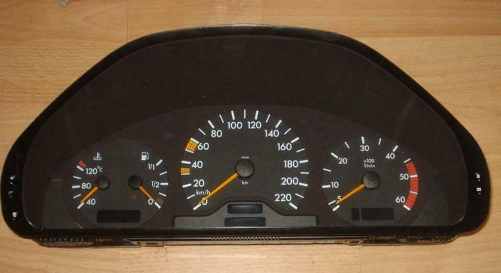 Km teller Mercedes W210 W202 herstel instrumentenpaneel, Auto-onderdelen, Dashboard en Schakelaars, Mercedes-Benz, Gebruikt, Ophalen