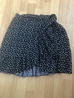 Zwart rokje met hartjes maat M, Kleding | Dames, Rokken, Maat 38/40 (M), Zwart, Nieuw, Ophalen of Verzenden
