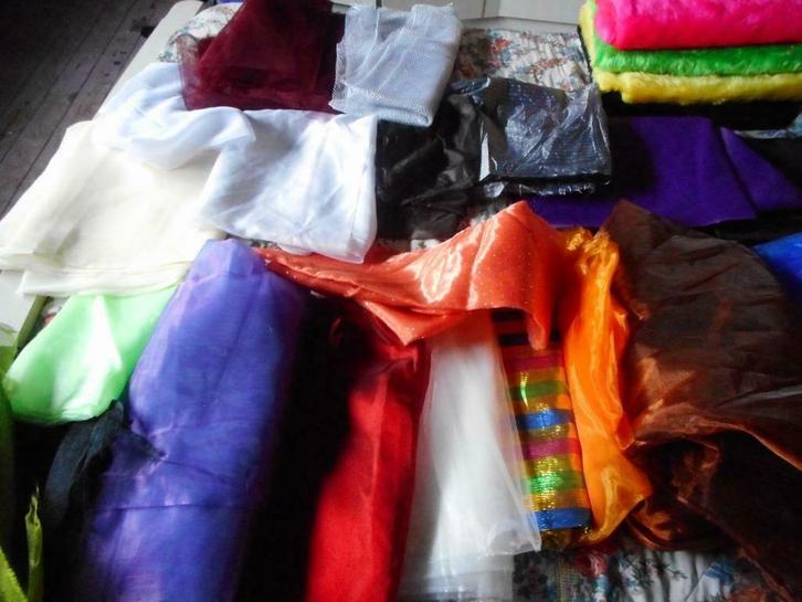 divers tissus organza ,doublure,,tule,voile, Hobby & Loisirs créatifs, Tissus & Chiffons, Neuf, Polyester, 120 cm ou plus, 200 cm ou plus