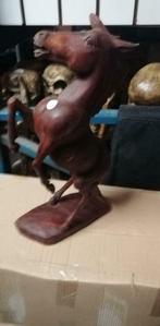 Cheval cabré en bois de suar 50 cm, Antiquités & Art, Art | Sculptures & Bois, Enlèvement ou Envoi