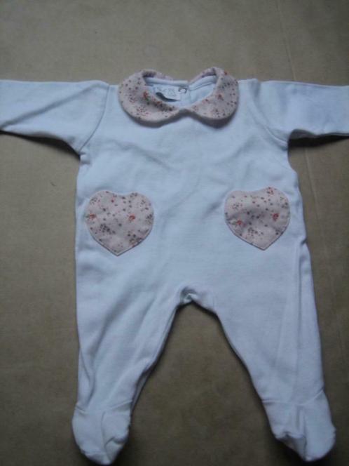 Schattige pyjama's voor de pasgeborene, Kinderen en Baby's, Babykleding | Mutsen, Sjaals en Wanten, Zo goed als nieuw, Maat 50