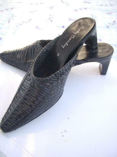 schoenen, Kleding | Dames, Schoenen, Zo goed als nieuw, Sandalen of Muiltjes, Zwart, Ophalen of Verzenden