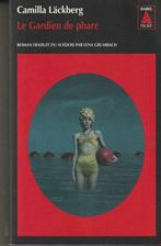 Le Gardien de phare Camilla Läckberg, Scandinavië, Ophalen of Verzenden, Zo goed als nieuw, Camilla Läckberg