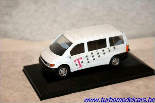 Mercedes-Benz Vito "T-Mobile" 1/43 Hongwell, Hobby & Loisirs créatifs, Voitures miniatures | 1:43, Neuf, Voiture, Autres marques