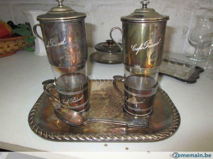 Tête à Tête Café, Antiquités & Art