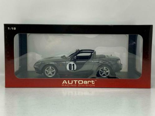 1:18 AUTOart 2006 Mazda MX-5 Roadster #01 NC NR-A galaxy gre, Collections, Marques automobiles, Motos & Formules 1, Comme neuf