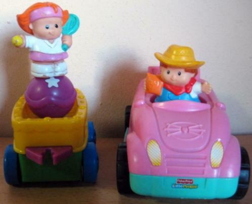 Fisher Price Little People - voiture rose/ auto + 2 person., Kinderen en Baby's, Speelgoed | Fisher-Price, Gebruikt, Met geluid