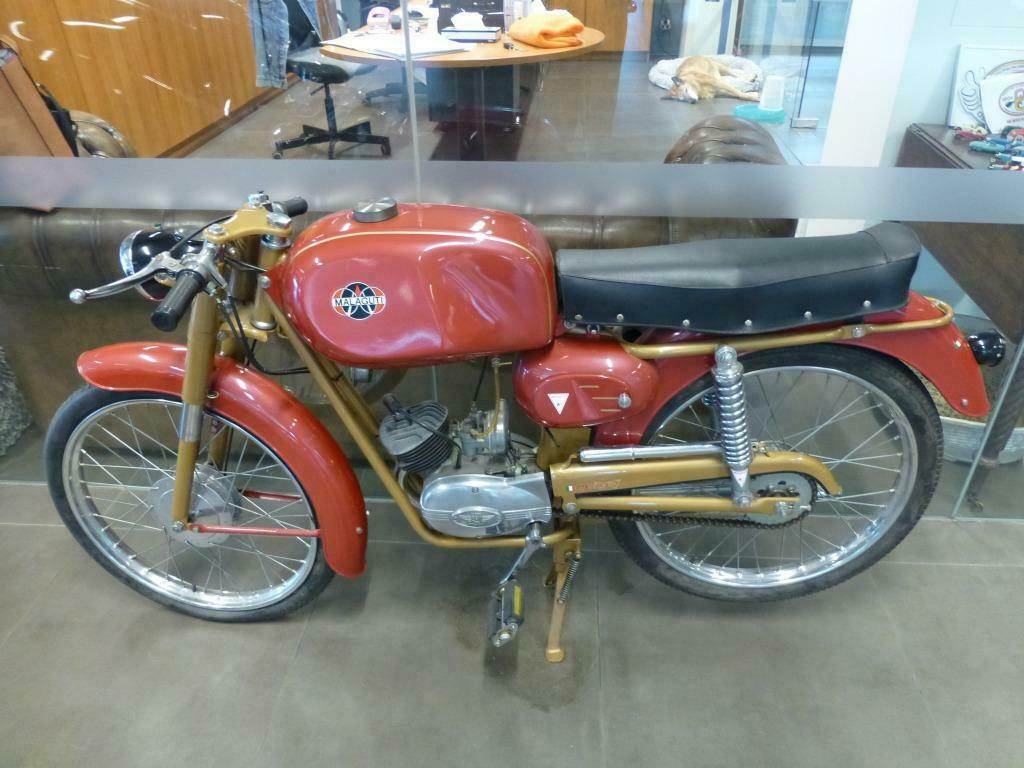 ② 1963 Malaguti 50 cc Motorfiets — Brommers | Oldtimers — 2dehands