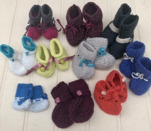 Lot 10 paires chaussons, Enfants & Bébés, Vêtements de bébé | Chaussures & Chaussettes, Comme neuf