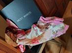 Zijde sjaal Nicky Vankets - driehoeksvorm, Kleding | Dames, Ophalen of Verzenden, Zo goed als nieuw, Sjaal