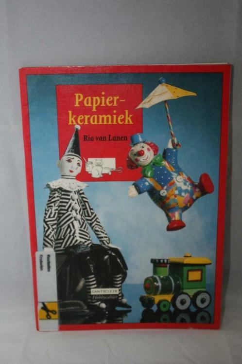 Boek - Papier-Keramiek - Ria Van Lanen - 1993 - Mooie staat, Livres, Loisirs & Temps libre, Utilisé, Scrapbooking et Bricolage