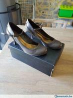 Esprit pumps maat 36, Ophalen of Verzenden, Gedragen, Bruin, Pumps