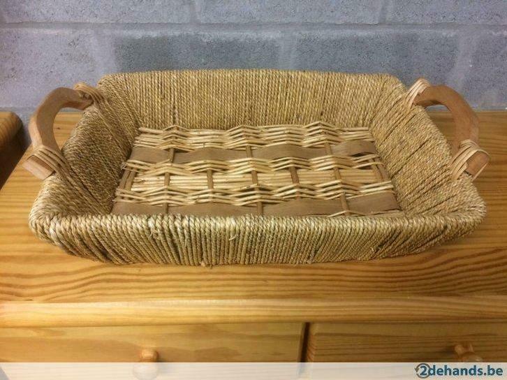 Opdienblad in rotan met handige handvaten, Antiek en Kunst, Antiek | Schalen, Ophalen