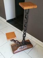 Pied de décoration en chêne et gros maillons en fer H1,10, Ophalen