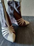 BOTTINES ITALIENNES COMPENSEES NEUVES, Lage of Enkellaarzen, Nieuw, Ophalen of Verzenden, Grijs