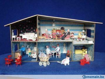 Maison de poupées ancienne Lundby et poupées Caco Shackman