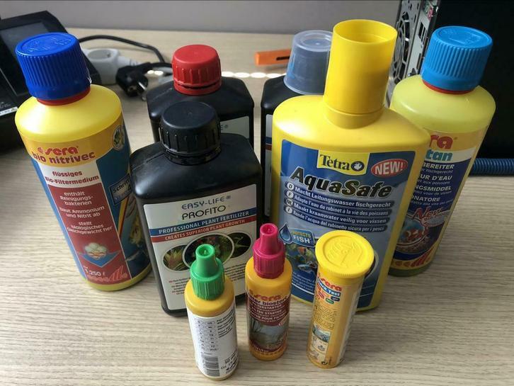 Heel wat verzorgingsproducten voor warm water aquarium, Dieren en Toebehoren, Vissen | Aquaria en Toebehoren, Gebruikt, Overige typen