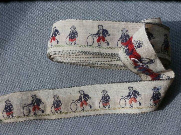 Antiek Fantasielint 7m, Hobby en Vrije tijd, Naaien en Fournituren, Nieuw, Lint, Band of Elastiek, Ophalen of Verzenden