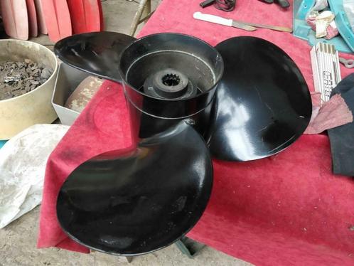 Aluminium Black Max propeller 16 x 16, Sports nautiques & Bateaux, Accessoires navigation, Comme neuf, Enlèvement