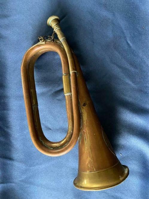 Antiek koperen bugel instrument, Antiquités & Art, Curiosités & Brocante, Enlèvement