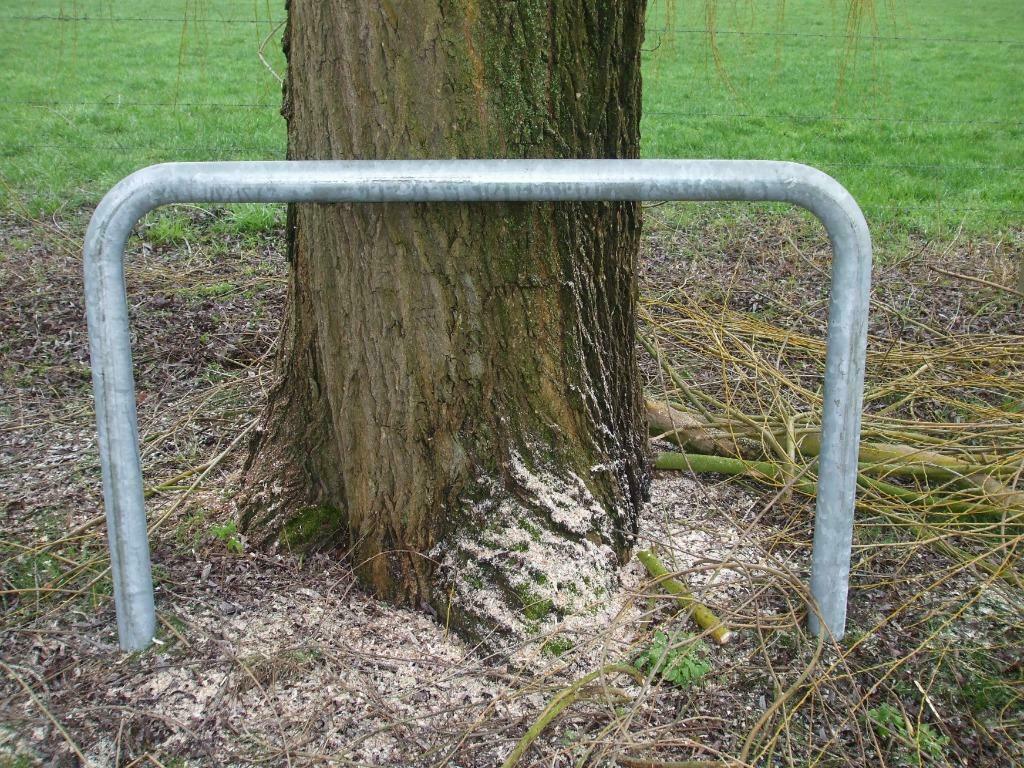 support de protection - protecteur d'arbre - pare-chocs - pr, Jardin & Terrasse, Clôtures de jardin, Neuf, Autres types, Fer, Enlèvement ou Envoi