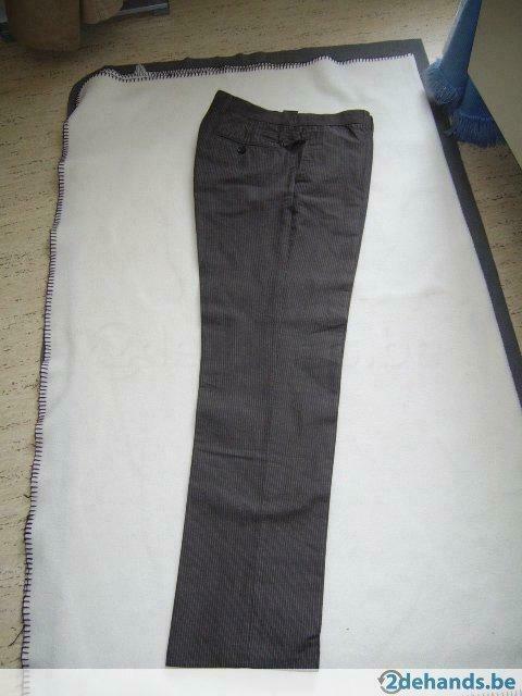 kloon staal Charmant ② Iveo zwarte broek met fijn streepje maat 50 — Broeken en Pantalons —  2dehands